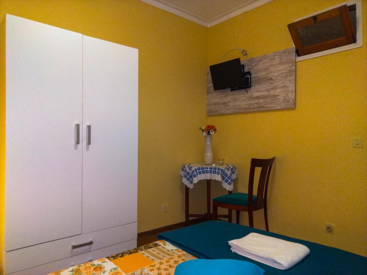 Friends In Braga - Charming Bedrooms In The Historic Center Ngoại thất bức ảnh